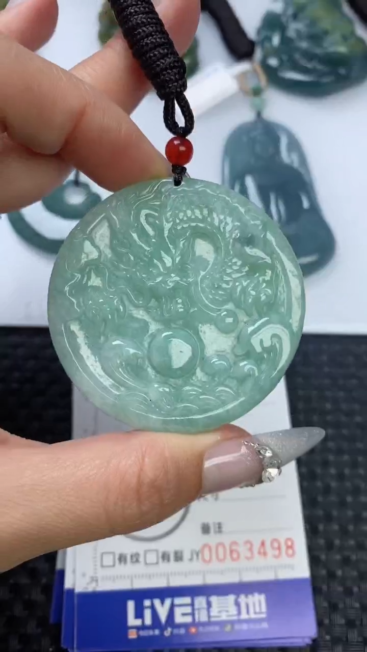 【闪购商品】翡翠颈饰未镶嵌1111111111111111