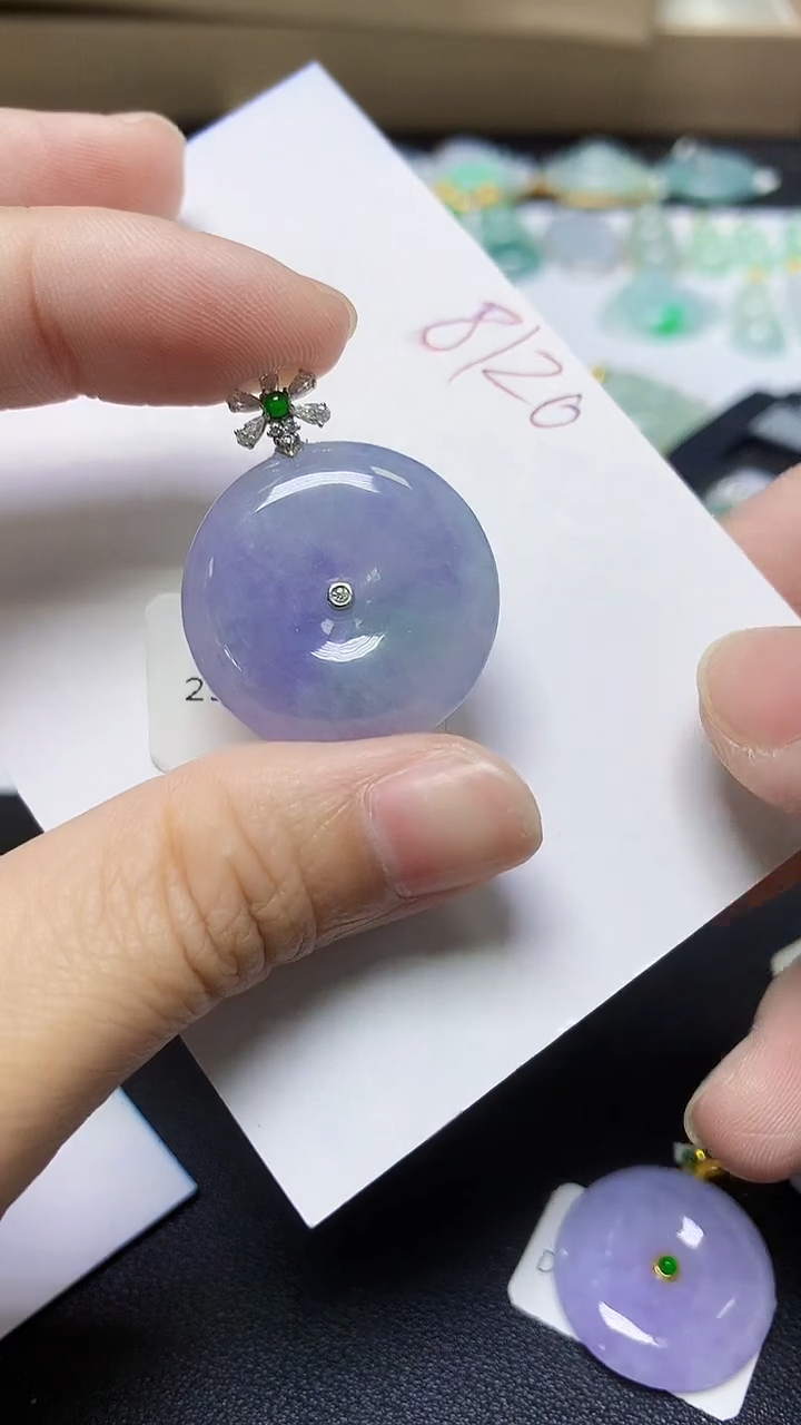 翡翠18K金镶嵌颈饰天然自然緬甸A貨翡翠