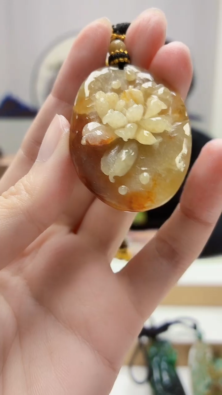 未镶嵌定制翡翠5060zm-毛货挂件93