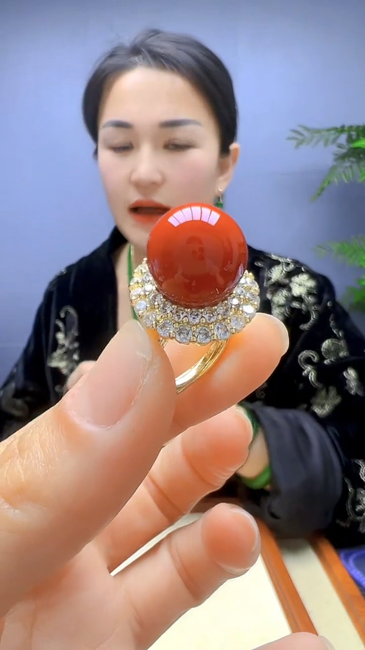 【闪购商品】查罗石颈饰14K金镶嵌颈饰