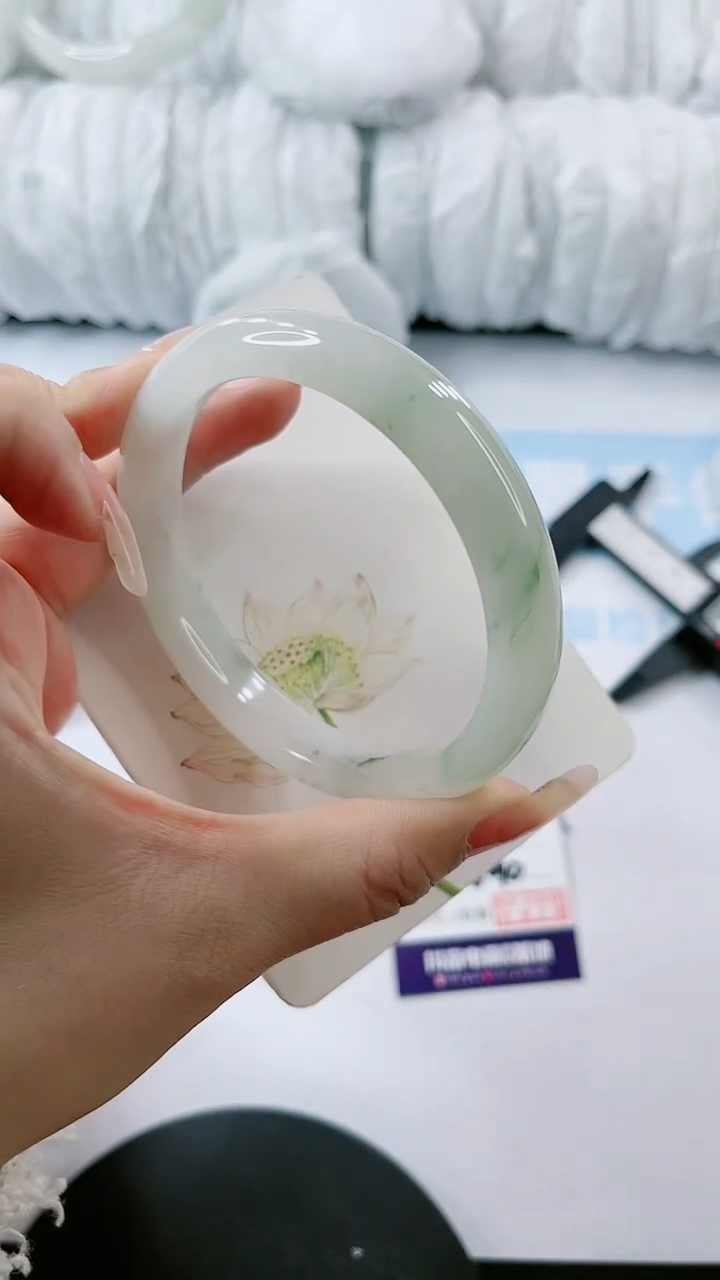 【闪购商品】石英质玉手镯未镶嵌多样性发货L690-62