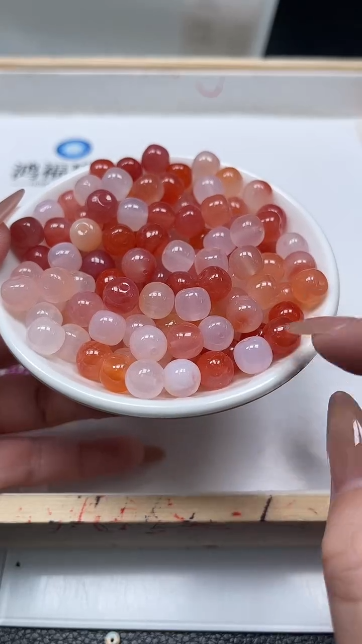 未镶嵌散珠玛瑙/玉髓B1881 盐源7*8mm5颗9.9元