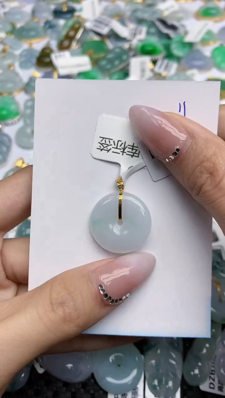 【闪购商品】翡翠颈饰18K金镶嵌天然翡翠A货