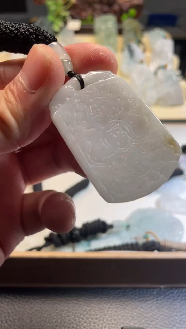 颈饰未镶嵌翡翠12/08/048