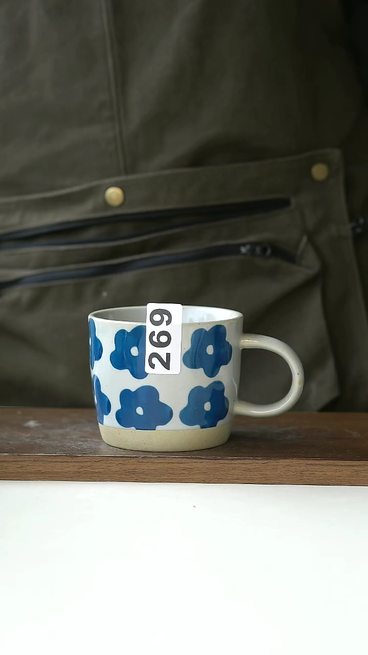 【闪购商品】陶瓷269粗陶蓝花朵马克杯微瑕@4-2@
