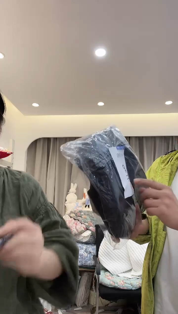 聚酯纤维D35    爱心鞋39码