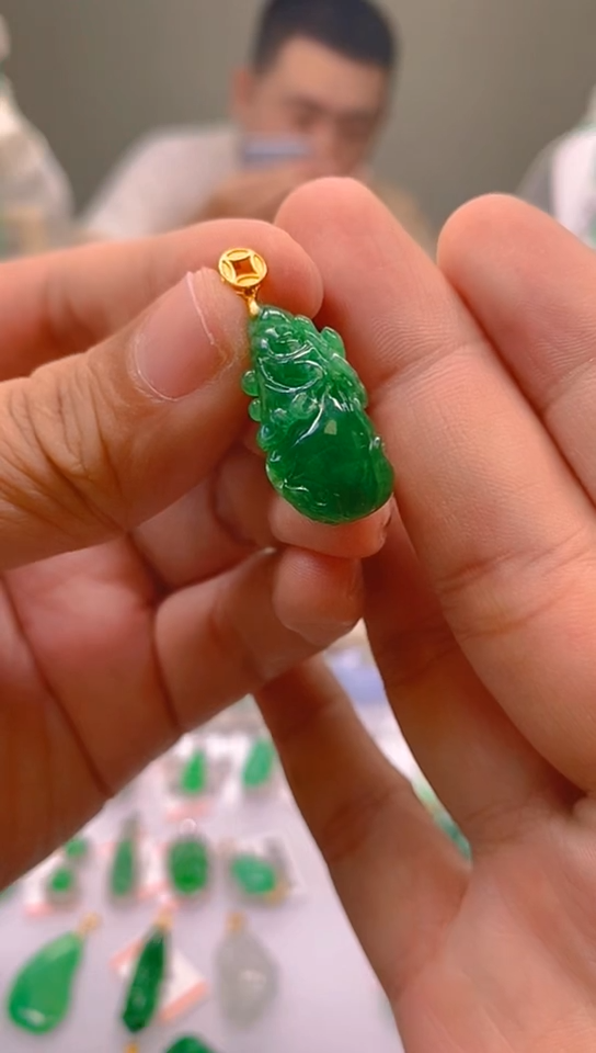 【闪购商品】翡翠颈饰18K金镶嵌新号开播，全场乱卖