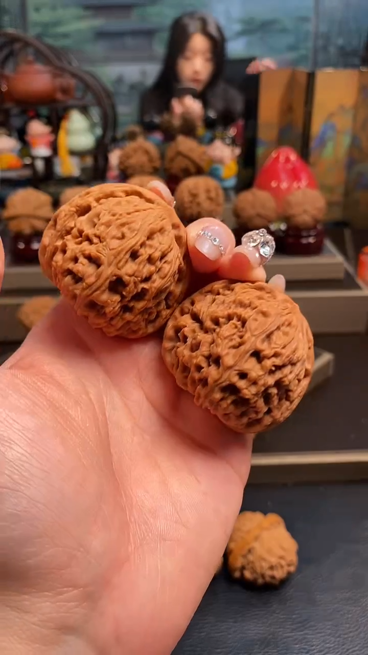 【闪购商品】文玩核桃把件H660南疆石44