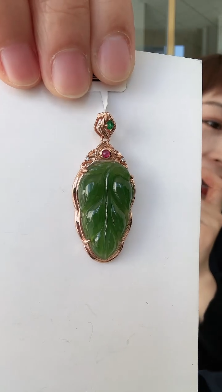 【闪购商品】和田玉挂坠银S925镶嵌树叶挂坠