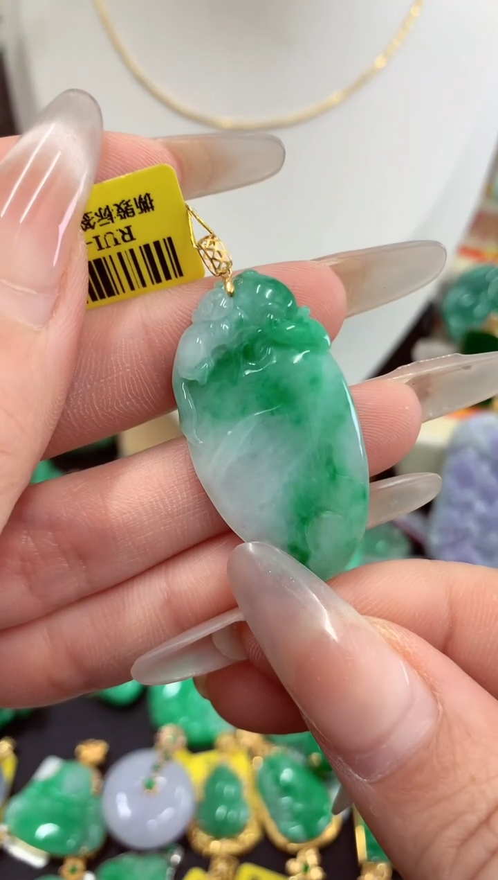 翡翠18K金镶嵌吊坠(不含链)挂件