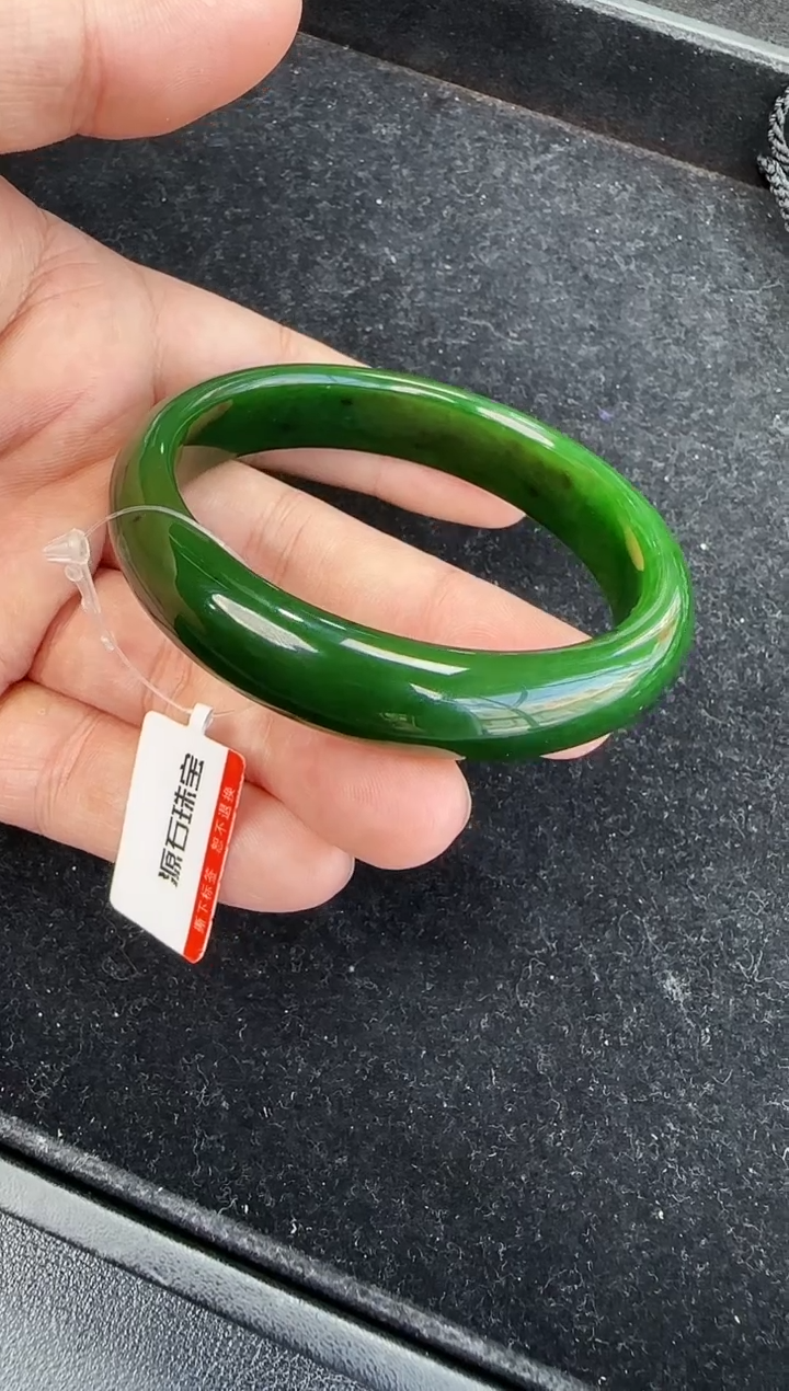 和田玉手镯未镶嵌55-56圈口