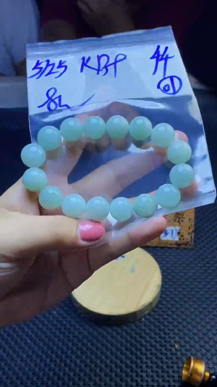 定制翡翠未镶嵌天然缅甸A货翡翠，多样性发货只发其一
