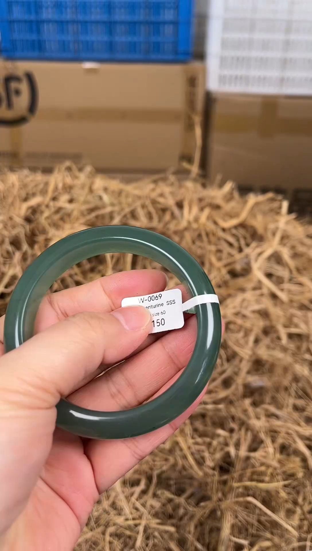 未镶嵌手镯石英质玉编码W0069