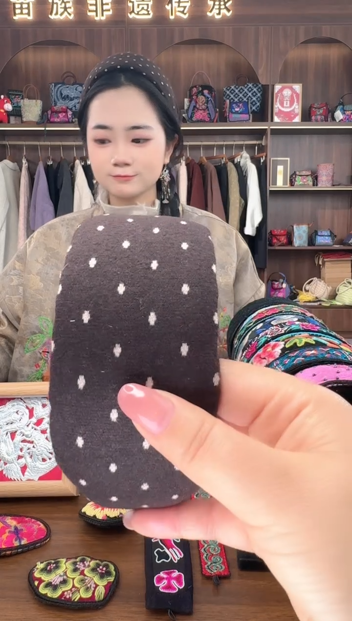 刺绣扶光苗绣传承L11