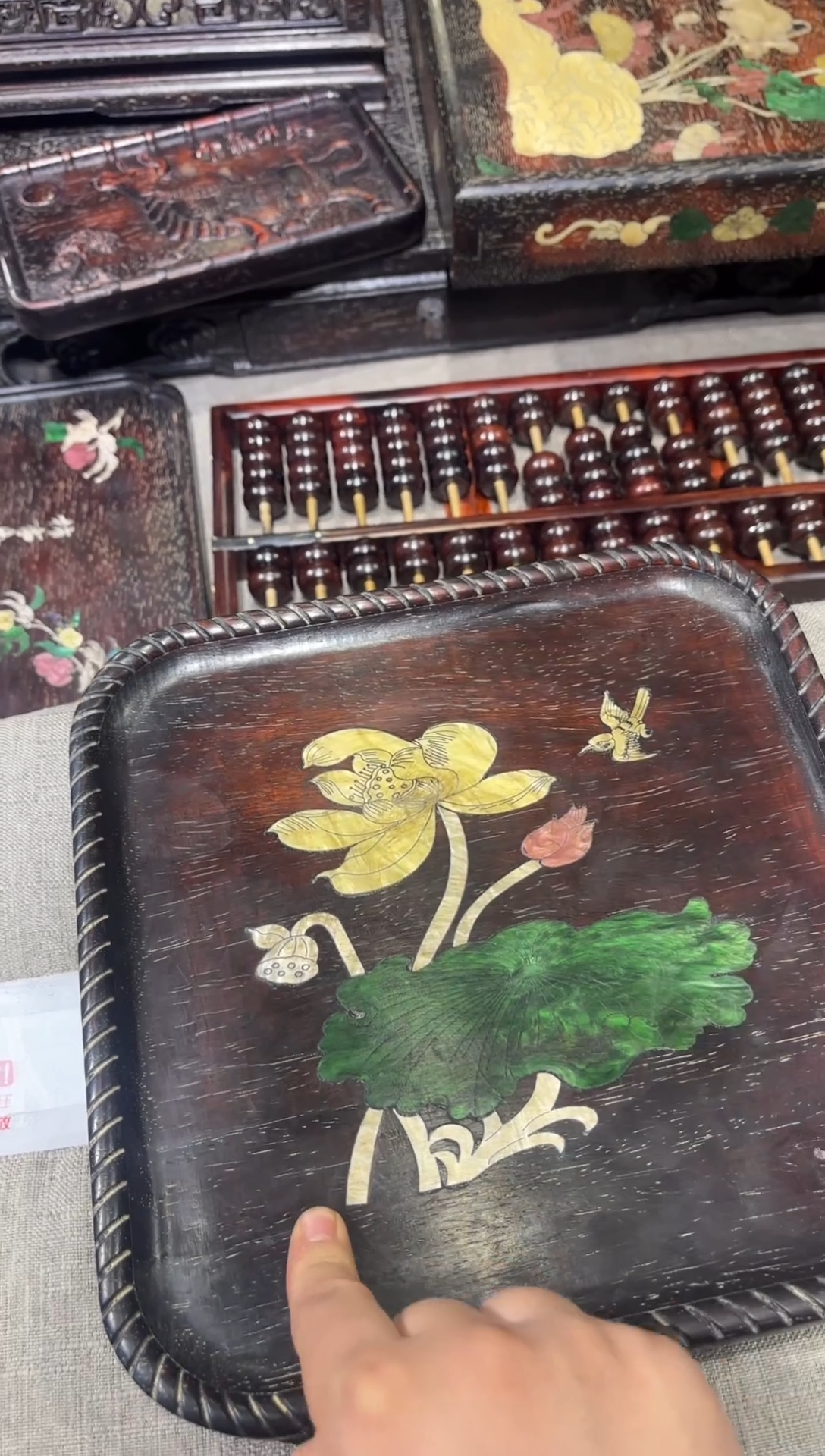 木紫檀镶嵌一只鸟茶盘