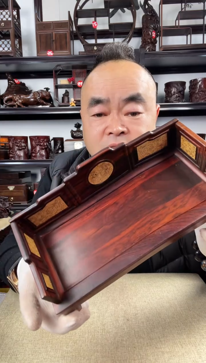 木老李红木工艺品813瑕疵