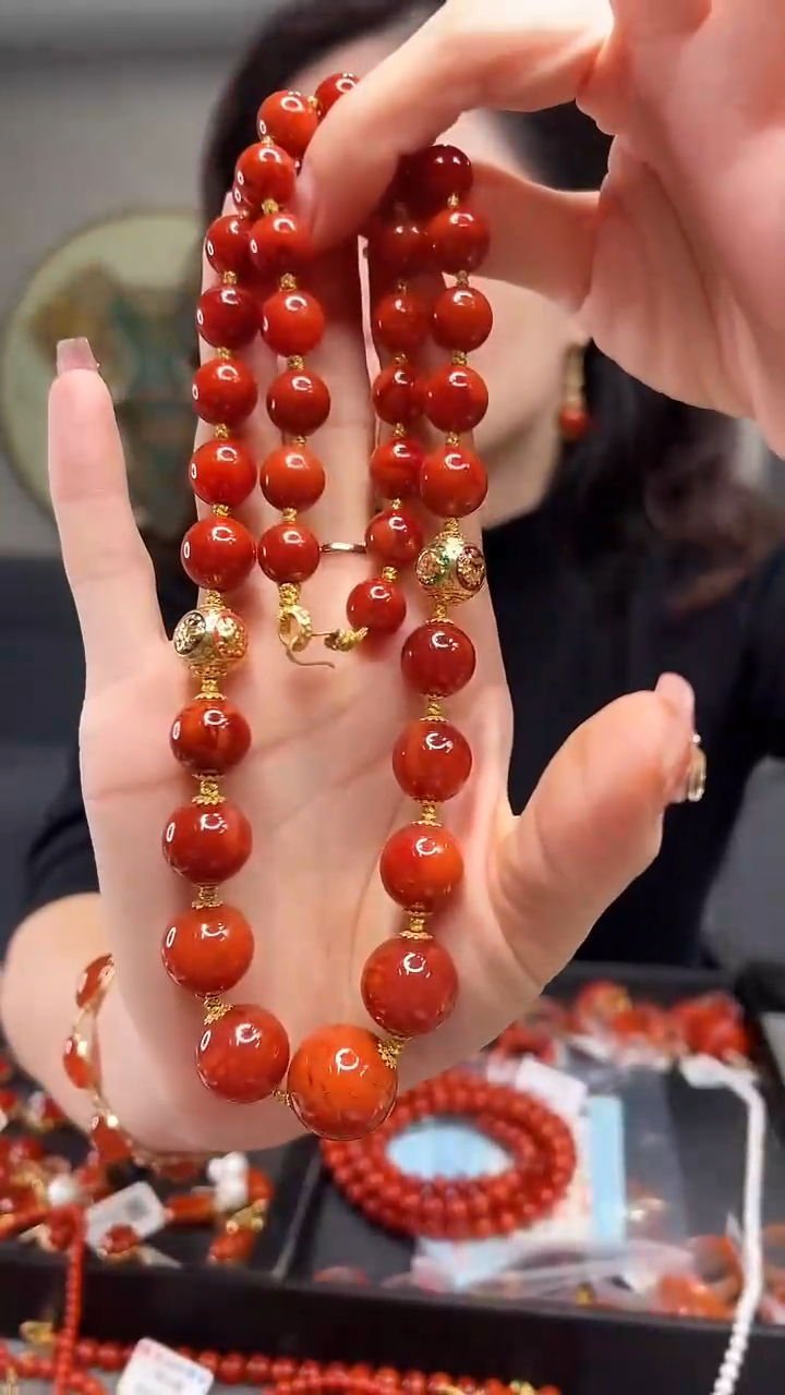 【闪购商品】南红玛瑙项链未镶嵌18K金设计款