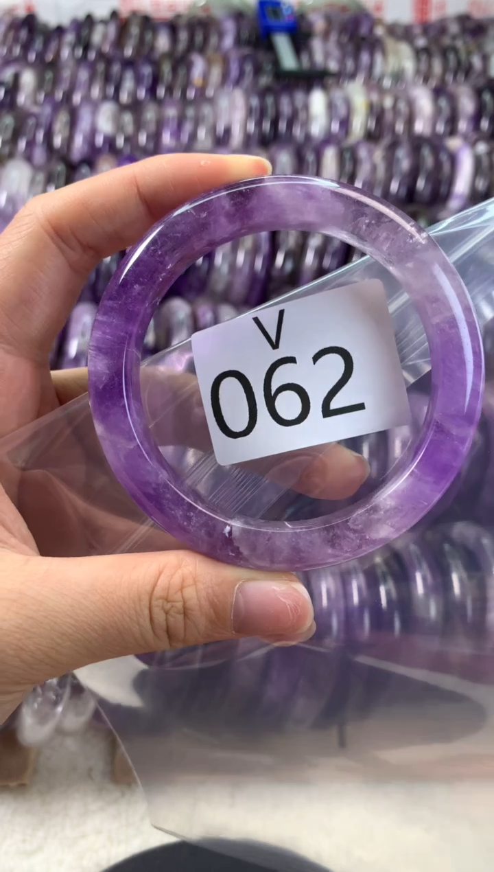 【闪购商品】水晶水晶手镯V未镶嵌062-57