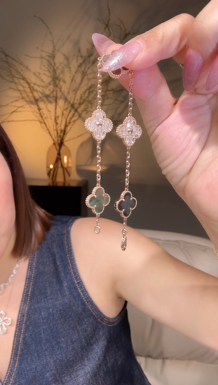 【闪购商品】钻石手链18K金镶嵌12g灰贝