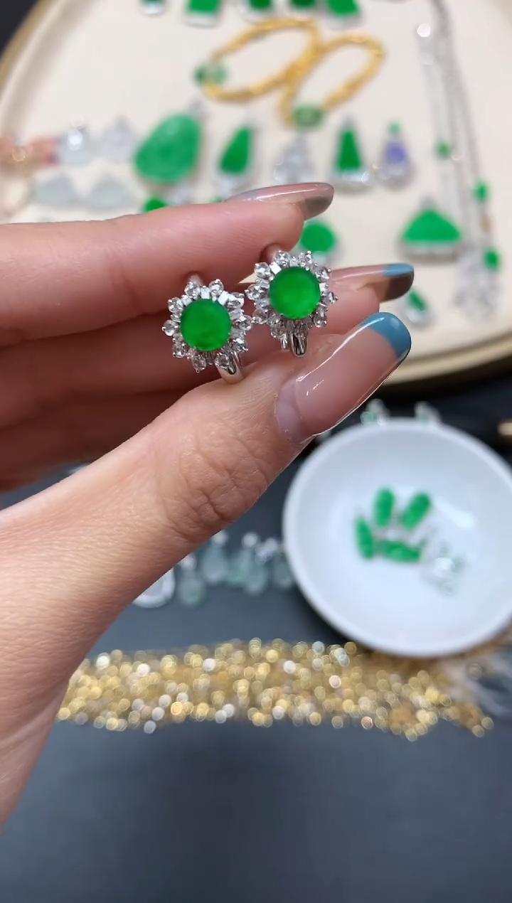 【闪购商品】翡翠耳饰18K金镶嵌耳饰A525|9999