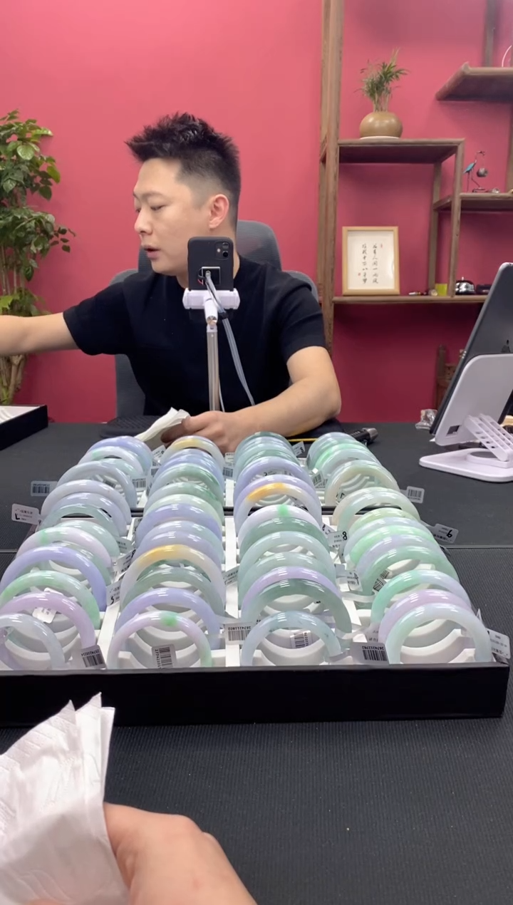 【闪购商品】翡翠手镯未镶嵌00004325