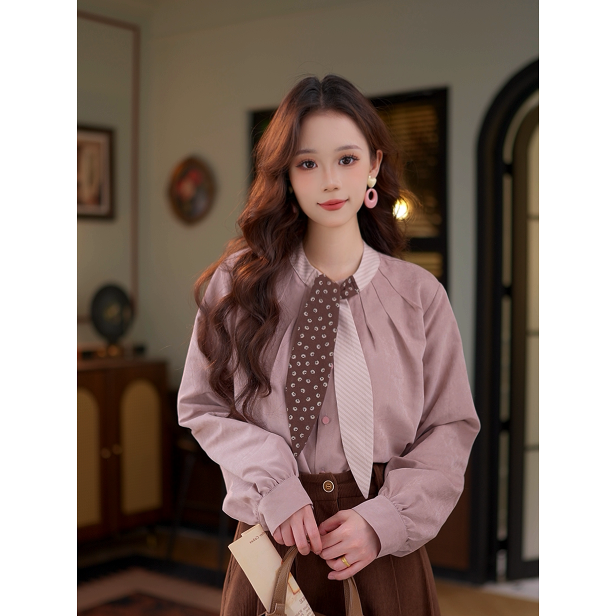 芷莹 【秋夕】25年新款气质复古宽松显瘦简约时尚外搭衬衫#G14539