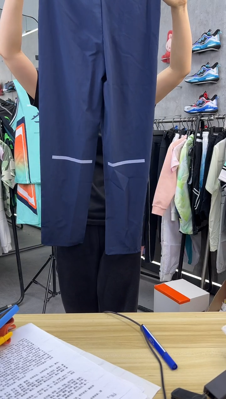 安踏儿童衣服尺码 ：140