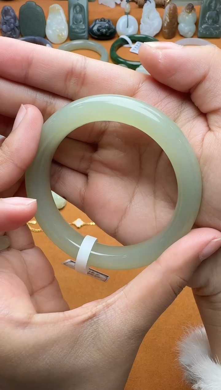 【闪购商品】和田玉手镯未镶嵌56.3圈口 03