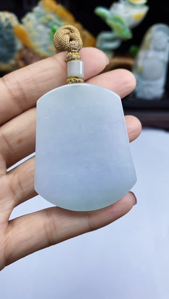 【闪购商品】翡翠颈饰未镶嵌翡翠A货