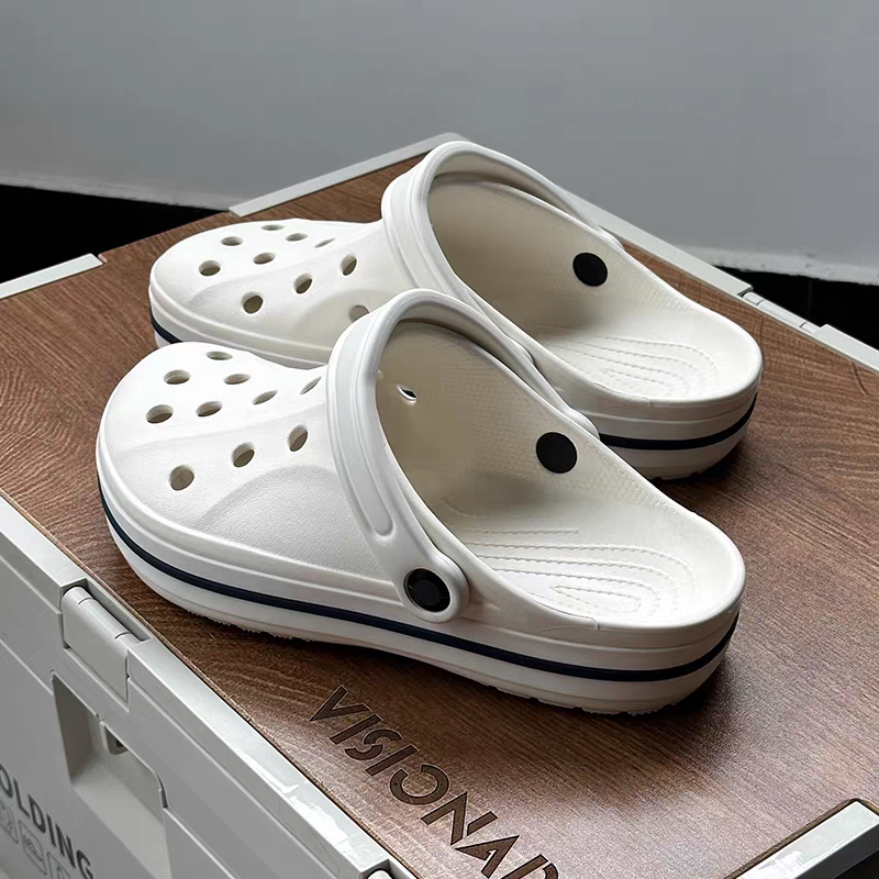 【贝雅】增高3.0时尚女白色洞洞鞋包头低帮休闲青年舒适后空