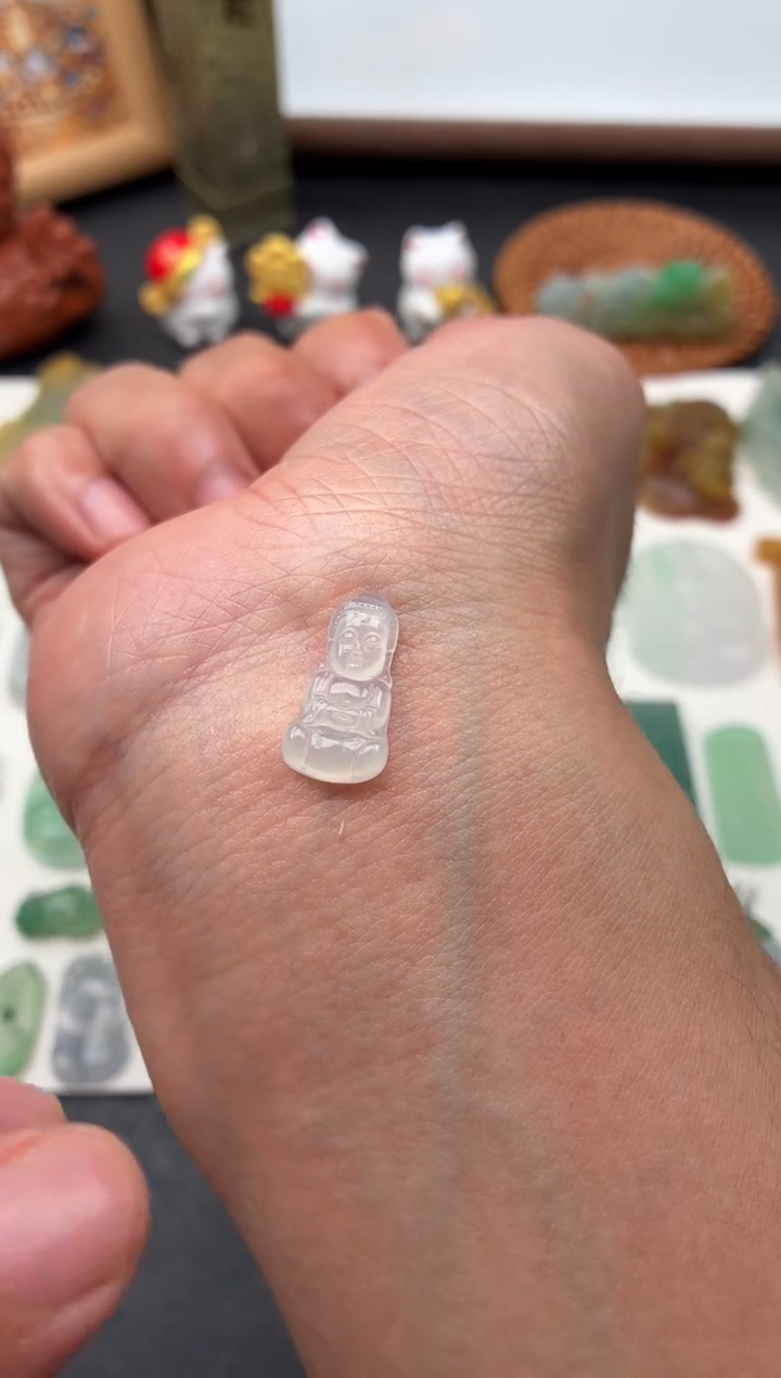 未镶嵌定制翡翠翡翠