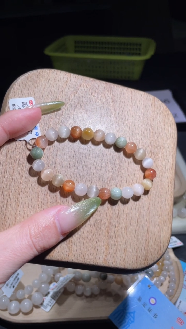 【闪购商品】水晶手链未镶嵌202号多性样发一T  7+