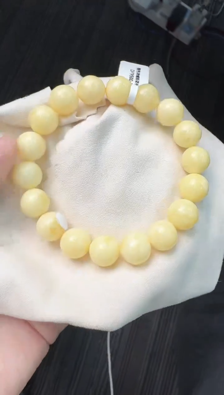 手串蜜蜡未镶嵌M***R蜜蜡手串