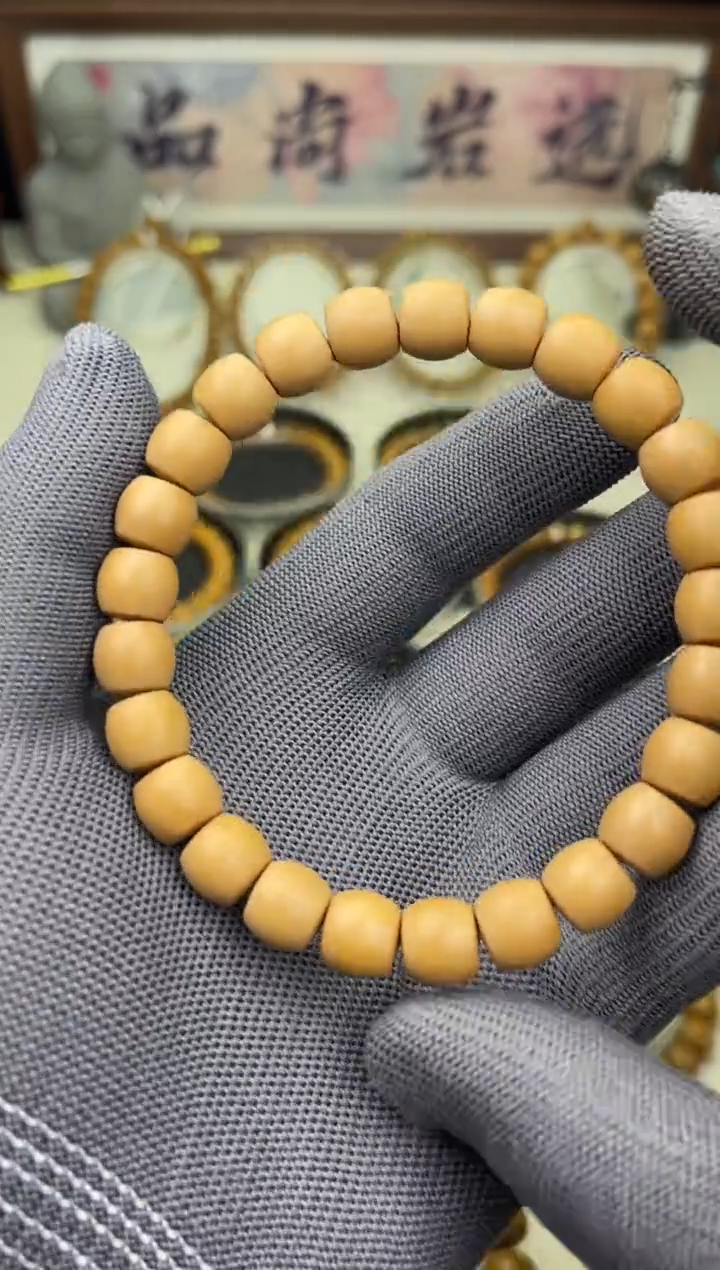 【闪购商品】猴头核桃吊坠哑光直切