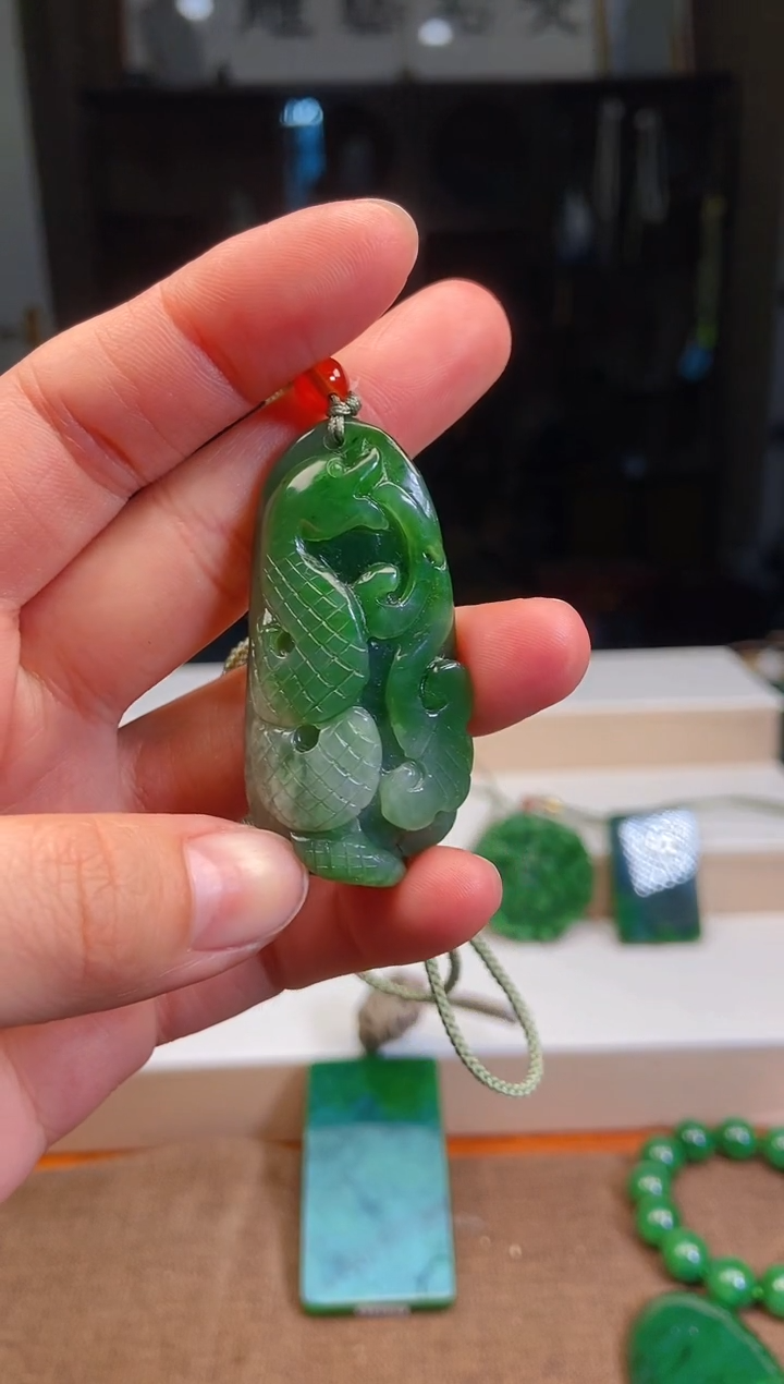 【闪购商品】和田玉挂件未镶嵌1