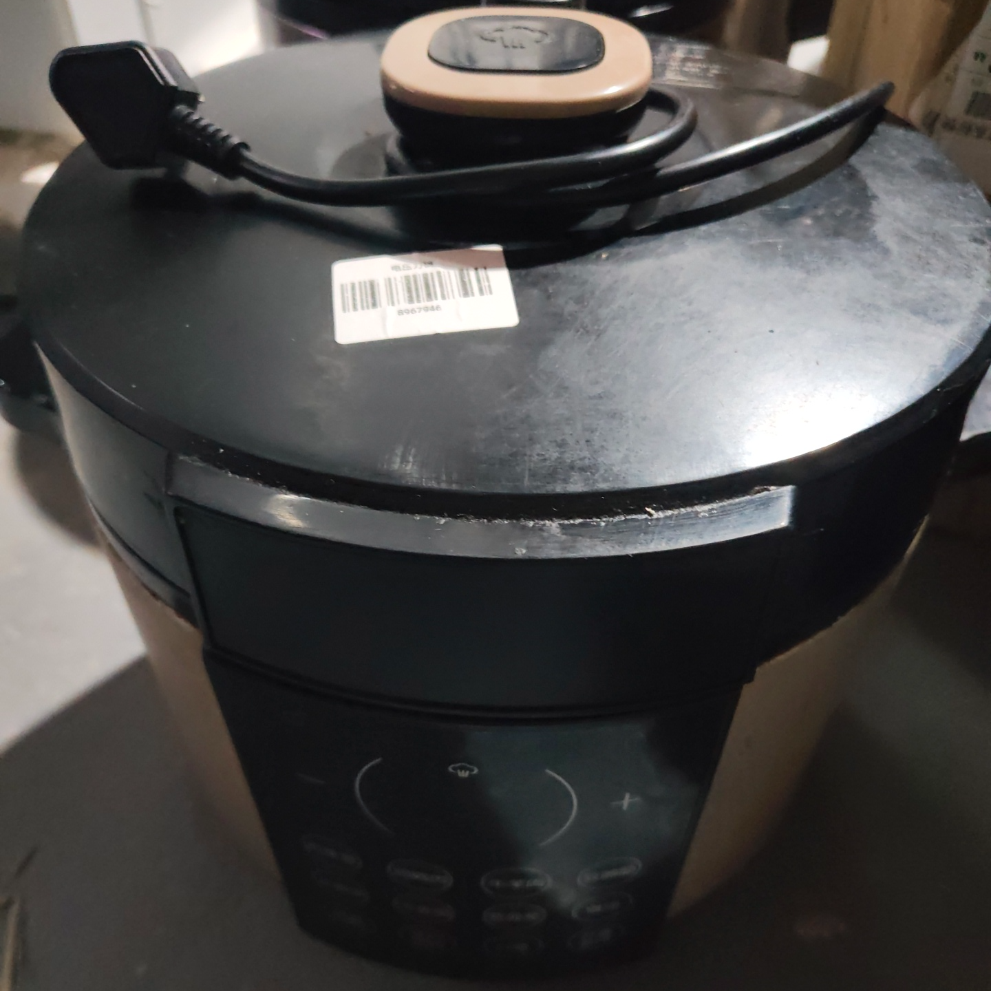 8新 SUPOR/苏泊尔 武汉仓电压力锅轻微划痕功能完好