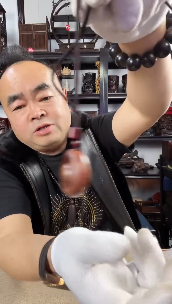 木老李红木工艺品307瑕疵