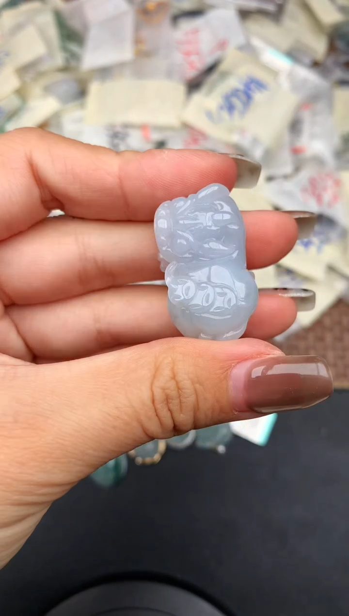 未镶嵌挂件翡翠—