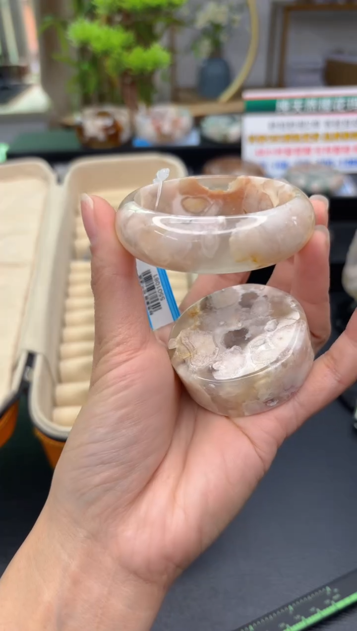 【闪购商品】石英质玉手镯未镶嵌C385(50圈赠送镯心)