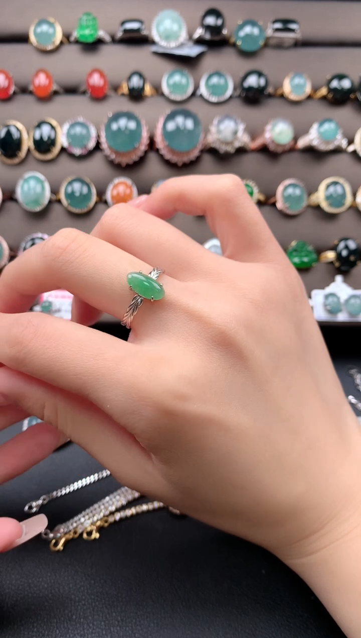 【闪购商品】翡翠戒指银S925镶嵌32432432