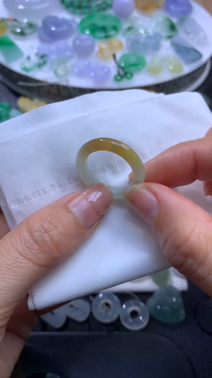 【闪购商品】定制翡翠未镶嵌翡翠圈口14-15