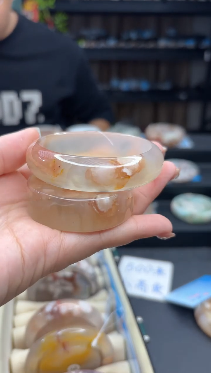 【闪购商品】石英质玉手镯未镶嵌75（54圈赠送镯心）