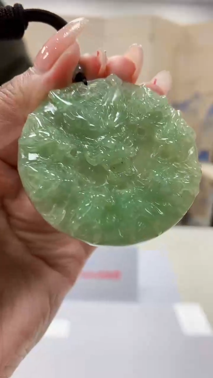 【闪购商品】定制翡翠未镶嵌5152MM-毛货挂件45