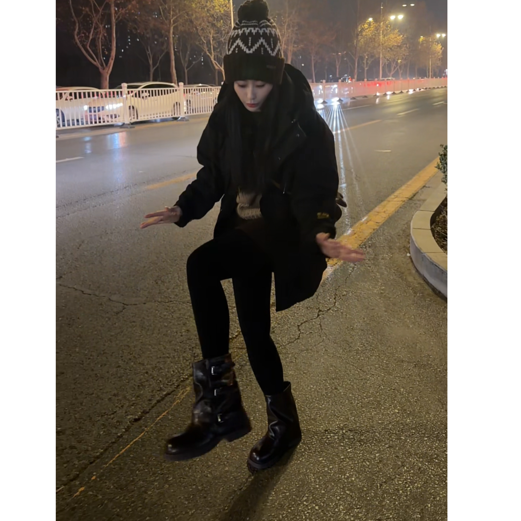 加绒短靴  棕色 718-1