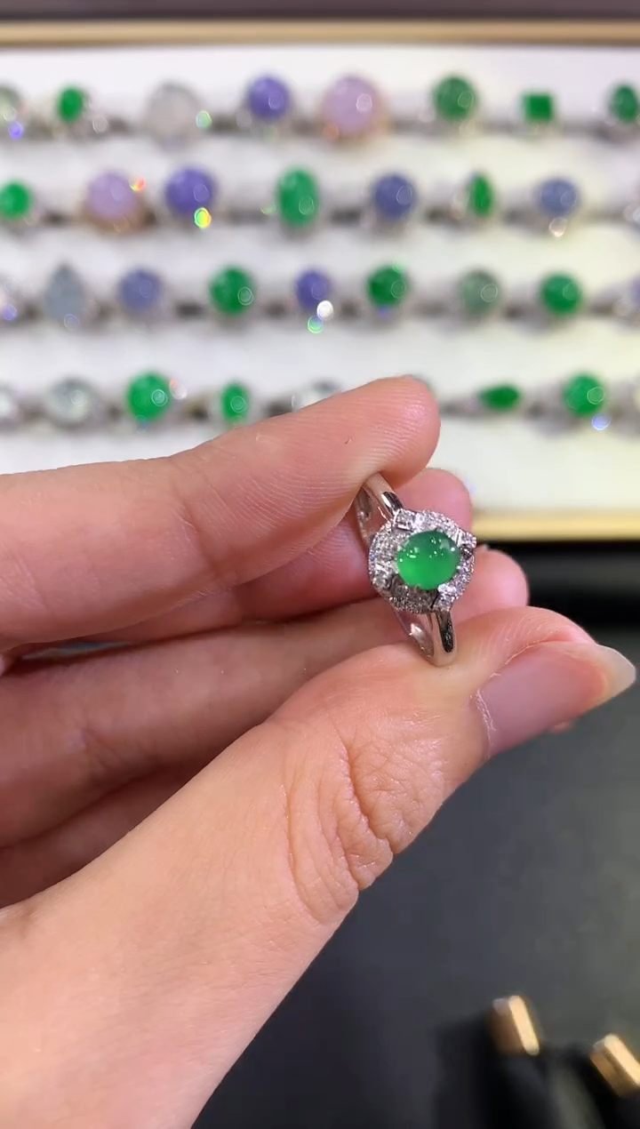 翡翠戒指18K金镶嵌B37    