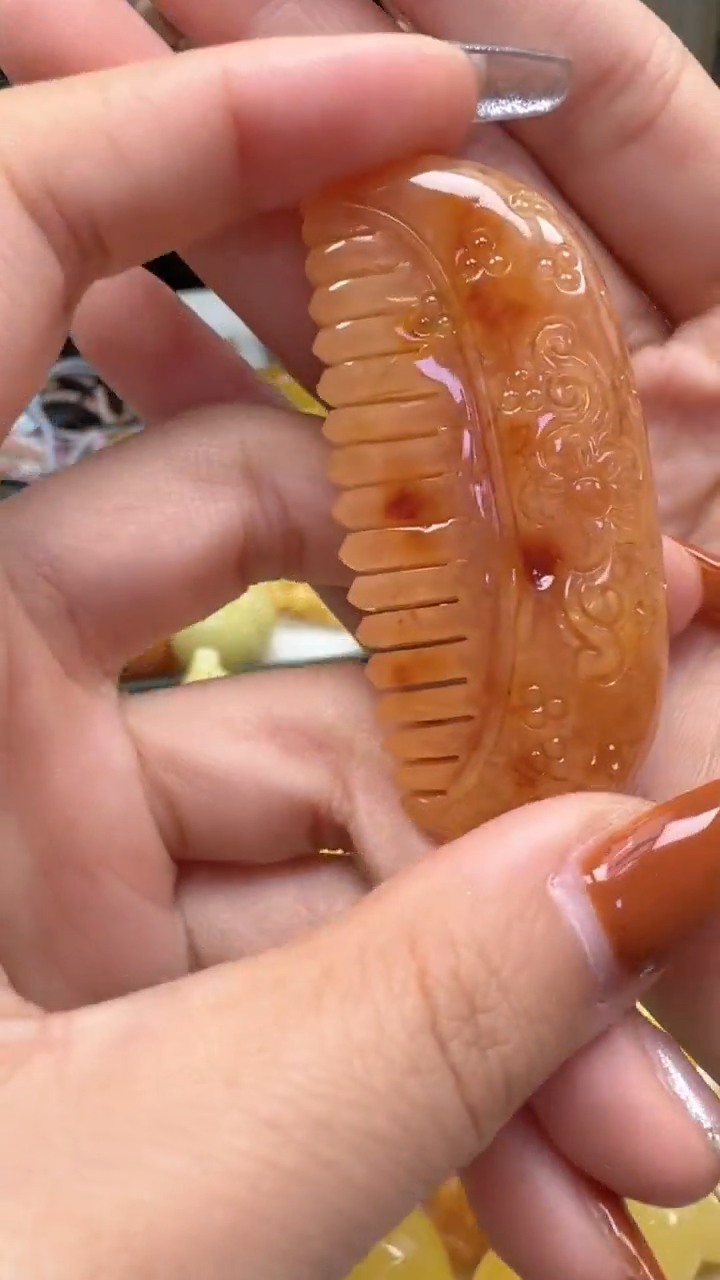 裸石琥珀未镶嵌如图