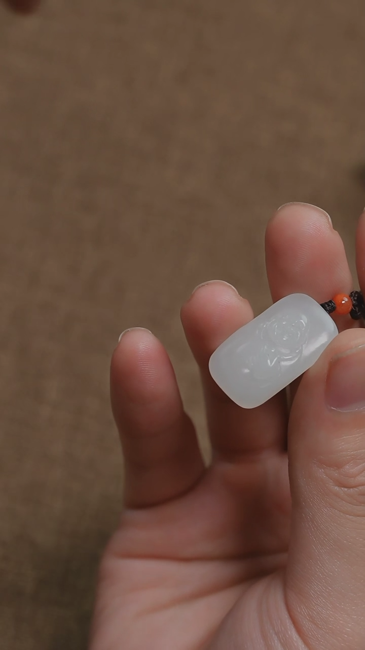 【闪购商品】和田玉颈饰未镶嵌0