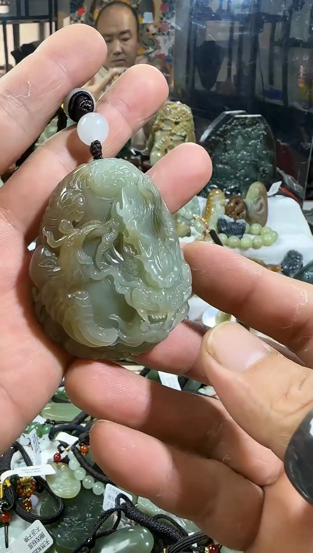 颈饰未镶嵌和田玉龙