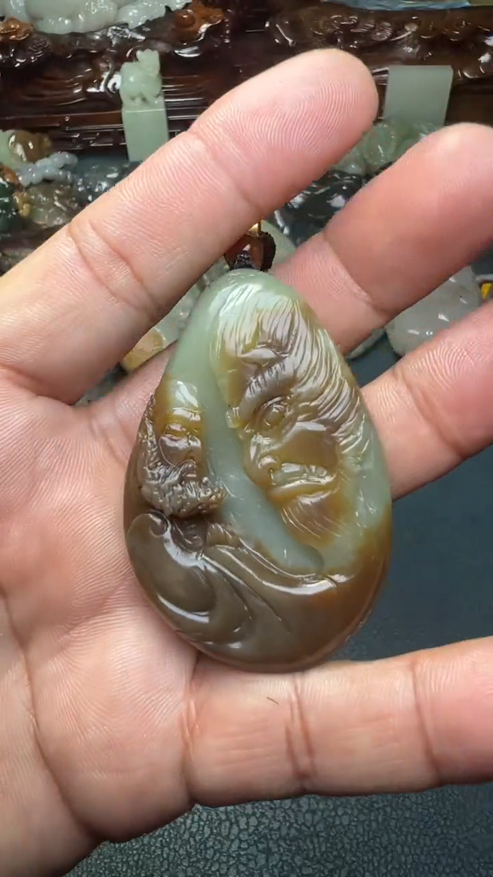 未镶嵌和田玉把件-