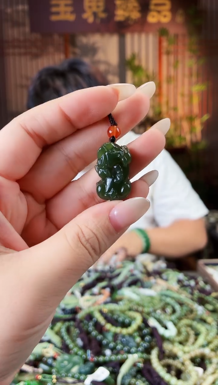 未镶嵌和田玉挂件多样性发货拍一发一